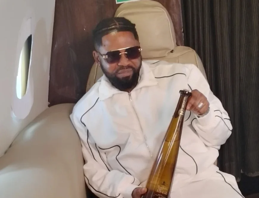 Billionia Manny On a plane trip 